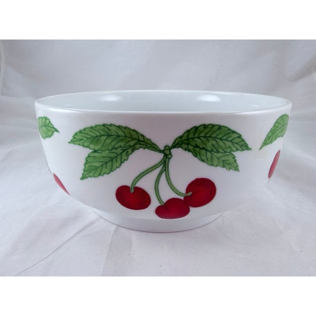 This is a very rare vegetable bowl marked F-7 which is part of the Richard Ginori Cherry dinnerware set from the 70's. It...