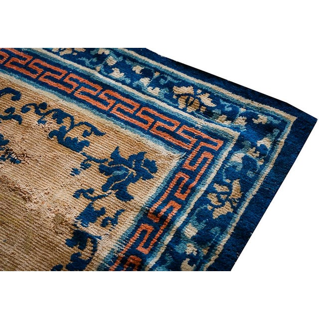 Late 19th Century 1880s Antique Beige Field Medallion Greek Key Handknotted Chinese Ningxia Rug For Sale - Image 5 of 10