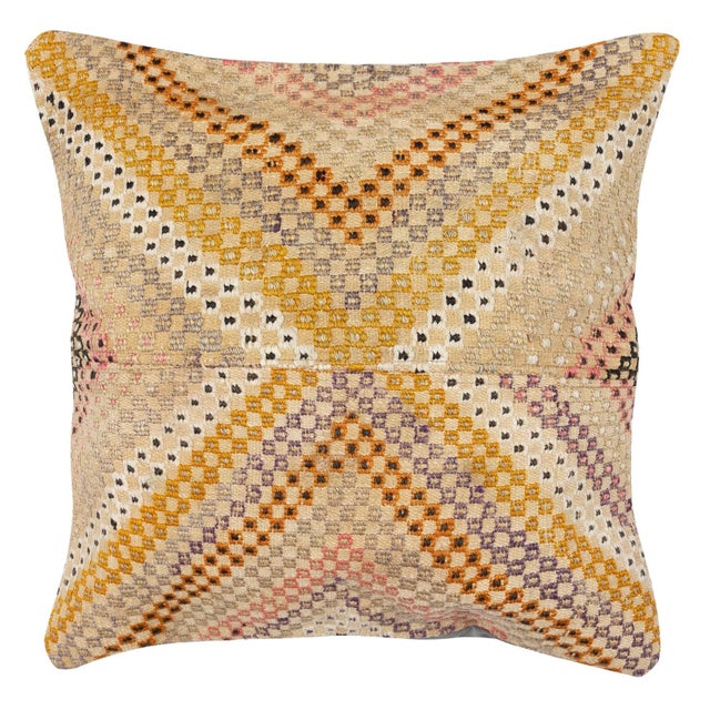 Bring history and warmth into your home with this vintage handmade Turkish wool cushion cover set. This pair of cushion...