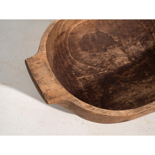 Antique solid wood bowl (c.1900) Dimensions: Length: 61 cm Depth: 41 cm Height: 18 cmStyle: PrimitiveMaterials and...