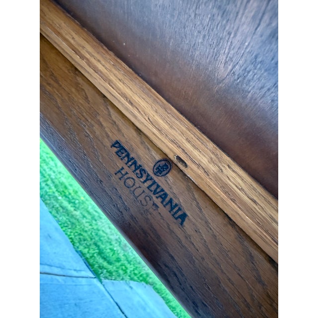 1970s Vintage Pennsylvania House Butler’s Tray Coffee Table – Solid Wood For Sale - Image 5 of 11