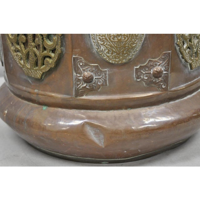 Antique Anglo Indian Middle Eastern Copper & Bronze Coal Bucket Cachepot Planter For Sale - Image 9 of 12