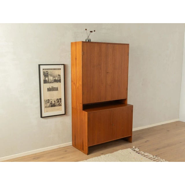 Mid-Century Modern Ry 16 Dresser by Hans J. Wegner, 1950s For Sale - Image 3 of 8
