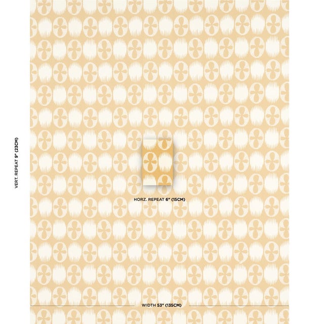 Created in collaboration with Drusus Tabor, this unique print derives its clover forms and oval elements from lunaria...