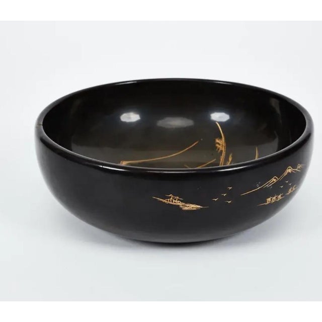 1940s Vintage 1940s Japanese Black Lacquer Bowl With Painted Brass Inlay For Sale - Image 5 of 16