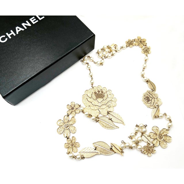 Contemporary Chanel Rare Gold Lace Flower Pearl Long Necklace For Sale - Image 3 of 5