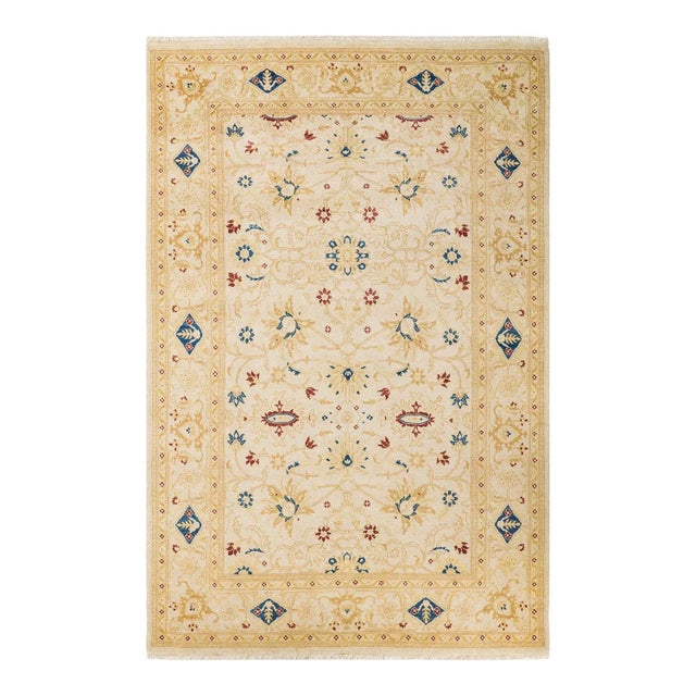 Vintage Traditional Hand Knotted Wool Area Rug, Ivory - 6'1" X 9'3" For Sale - Image 9 of 9