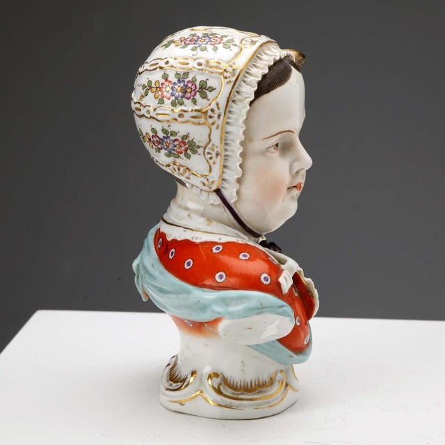 Chelsea Half-Bust of Girl in Porcelain For Sale - Image 5 of 10