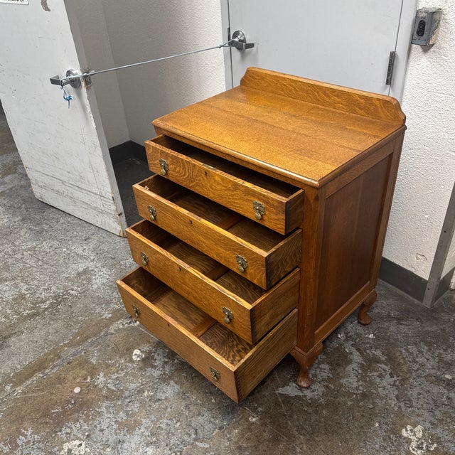 Tiger Oak Wood Victorian Era Chest of Drawers For Sale - Image 9 of 12