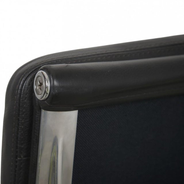 EA219 Office Chair in Black Leather by Charles Eames, 2000s For Sale - Image 15 of 18