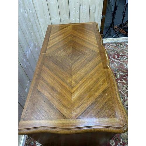 Louis XV Commode in Wood For Sale - Image 5 of 13