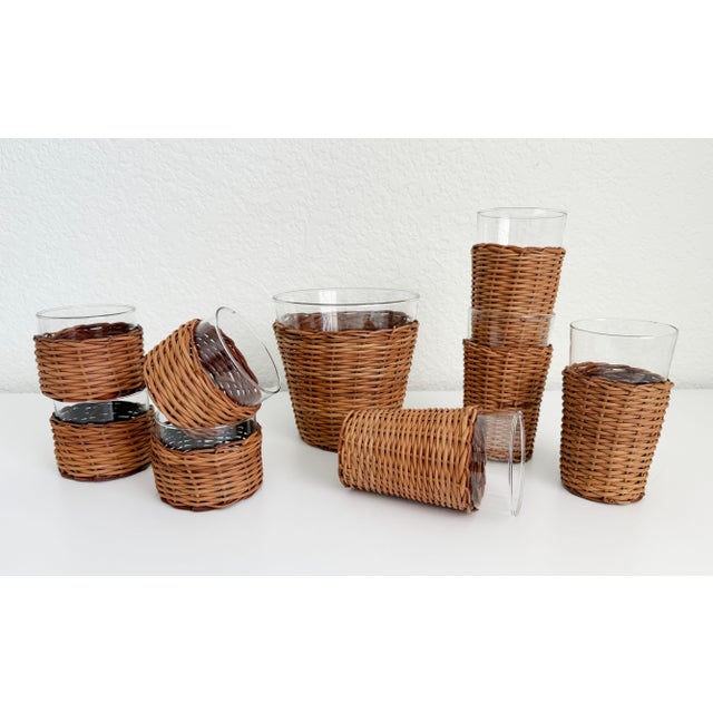 Mid 20th Century Vintage Wicker & Glass Drink Set, Ice Bucket & 8 Glasses For Sale - Image 5 of 8