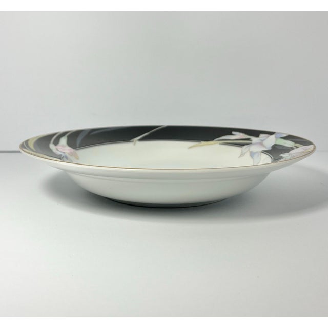 Mikasa 1980s Mikasa “Charisma, Black” Set of 7 Porcelain Rim Soup Bowls For Sale - Image 4 of 6