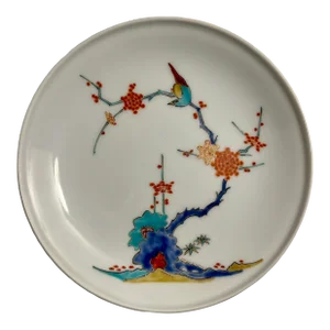 1980s Living National Treasure 14th Generation Sakaida Kakiemon Japanese Porcelain Plate