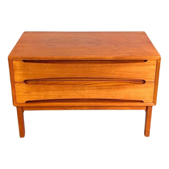 Vintage Teak Chest of Drawers by Arne Vodder For Sale