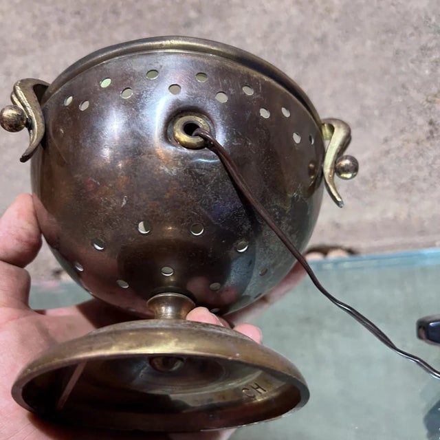 Metal Sculptural Brass Urn Table Lamp Style of Fontana Arte, Mid-Century Italy For Sale - Image 7 of 10