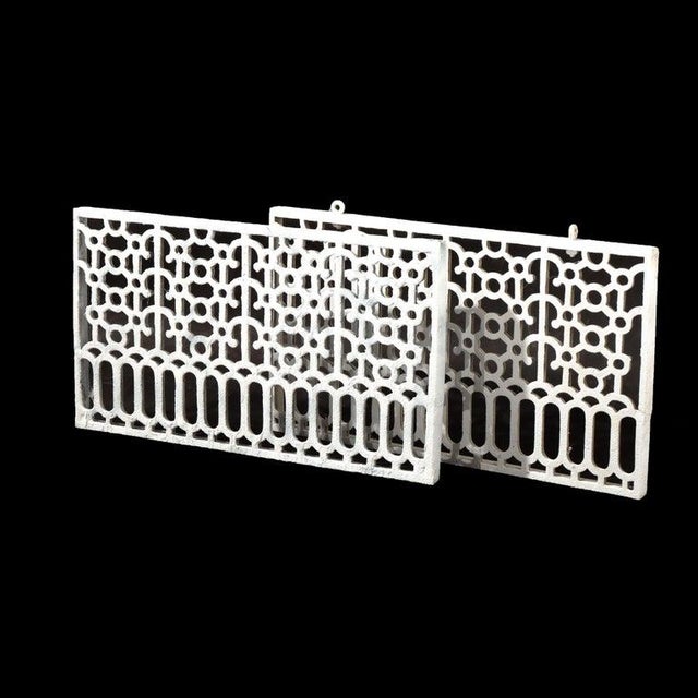 Victorian Pair of Antique Cast Iron Grates C1900 For Sale - Image 3 of 7