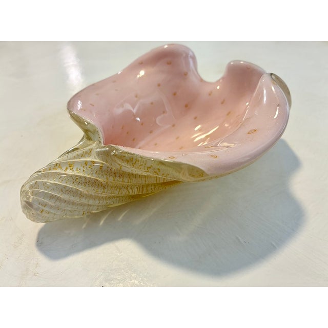 Mid-Century Murano Pink & Gold Aventurine Bullicante Glass Conch Shell Dish For Sale In Atlanta - Image 6 of 8