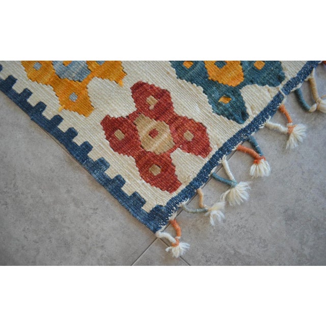 1980s Hand Woven Oushak Kilim Flat Weave Wool Area Rug For Sale - Image 6 of 7