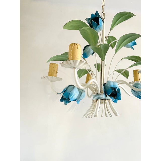 French Blue Tole Tulip 5-Light Chandelier, 1960s For Sale - Image 17 of 18