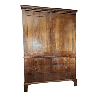 Antique Georgian Wardrobe in Mahogany, 1700s For Sale