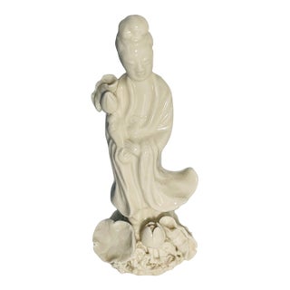 Antique Blanc De Chine 4” Quan Yin Porcelain Figurine For Sale