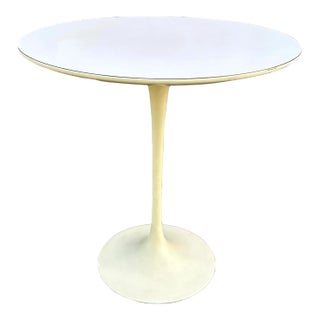 Eero Saarinen for Knoll Tulip Side Table For Sale