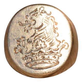 The Kendalia: Vintage Insignia Ring with Hand Engraved Lion In Crown For Sale