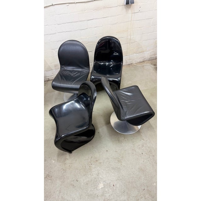 Model 1-2-3 Side Chairs and Panton Chairs in Black Leather by Verner Panton for Fritz Hansen & Fehlbaum, 1970s, Set of 4 For Sale - Image 6 of 16