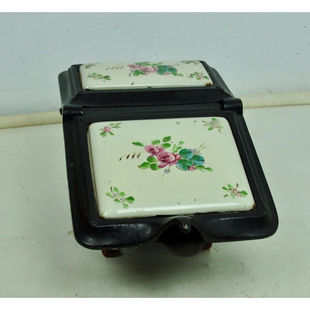 Vintage Cast Iron Coal Scuttle with Floral Motifs For Sale - Image 3 of 15