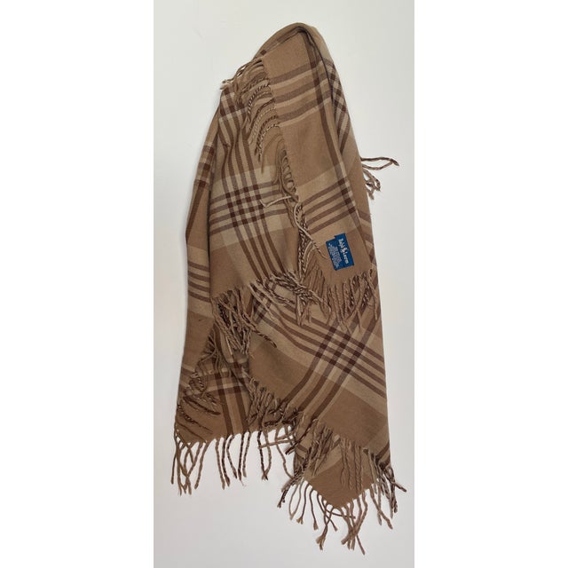 Ralph Lauren 1990s Ralph Lauren Scottish Wool Plaid Throw or Shawl - For Sale - Image 4 of 7