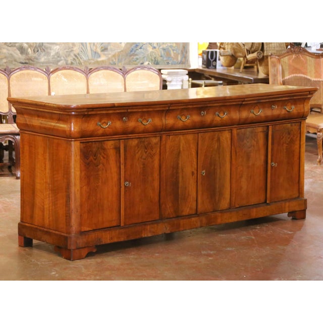 19th Century French Louis Philippe Walnut Six-Door Three-Drawer Enfilade Buffet For Sale In Dallas - Image 6 of 11