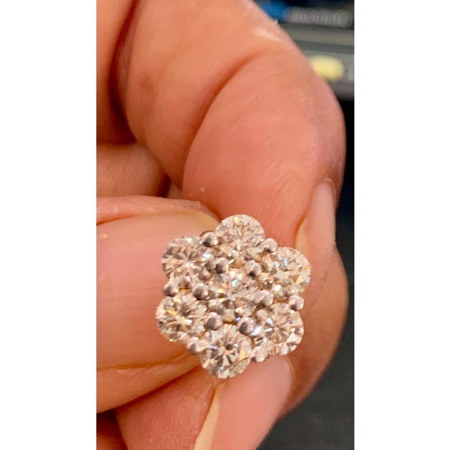 2.80 Carat, 7 Diamond Floral Cluster Flower Stud Earrings 14 Karat Yellow Gold For Sale - Image 11 of 18