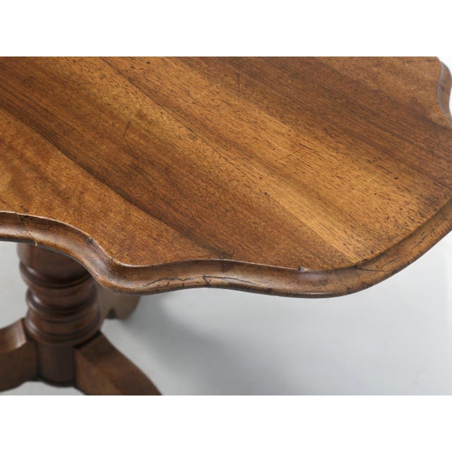 Wood Antique French Turtle Top Pedestal Walnut End Table or Hall Table For Sale - Image 7 of 12