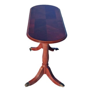Late 20th Century Vintage Mahogany Oval Dining Table For Sale
