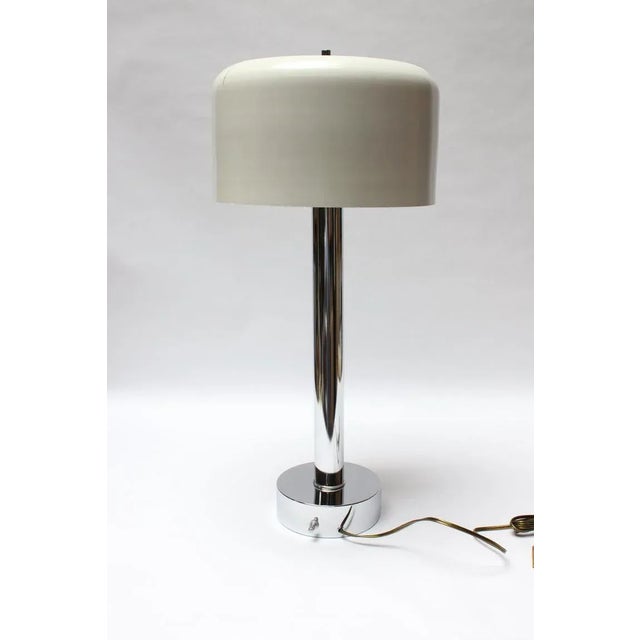 Mid-Century Chrome and Lacquered Aluminum Table Lamp For Sale - Image 4 of 13