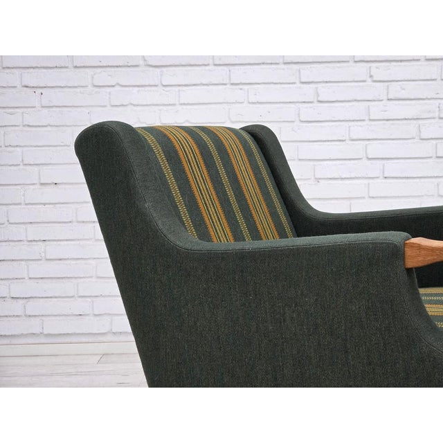 Green Danish Armchair in Green Furniture Wool and Oak Wood, 1970s For Sale - Image 8 of 18