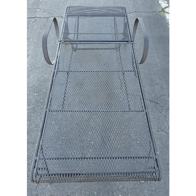 Vintage Wrought Iron Patio Chaise Lounge Adjustable Russell Woodard Attributed Briarwood Daisy For Sale - Image 13 of 15