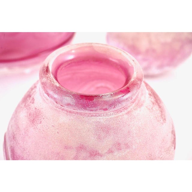 A Ruby Scavo Vases and Bowl by Livio Seguso for Bisazza, 1990, Set of 3 For Sale - Image 12 of 18