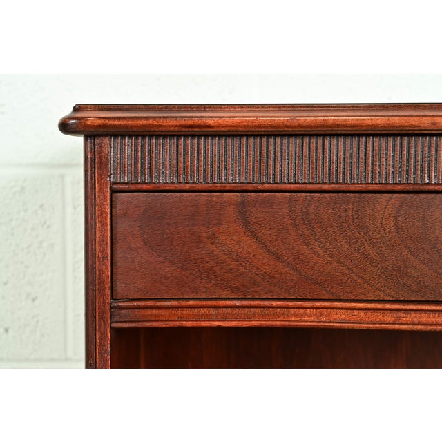 Sligh Furniture Regency Carved Mahogany Bookcase, Circa 1940s For Sale - Image 11 of 15