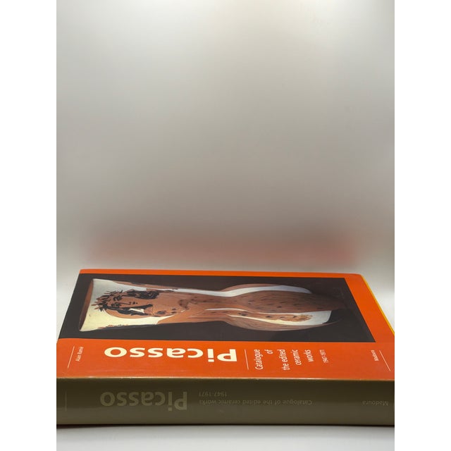 Pablo Picasso Picasso Catalogue Raisonné of the Edited Ceramic Works 1947–1971 by Alain Ramié, 1988 For Sale - Image 4 of 6