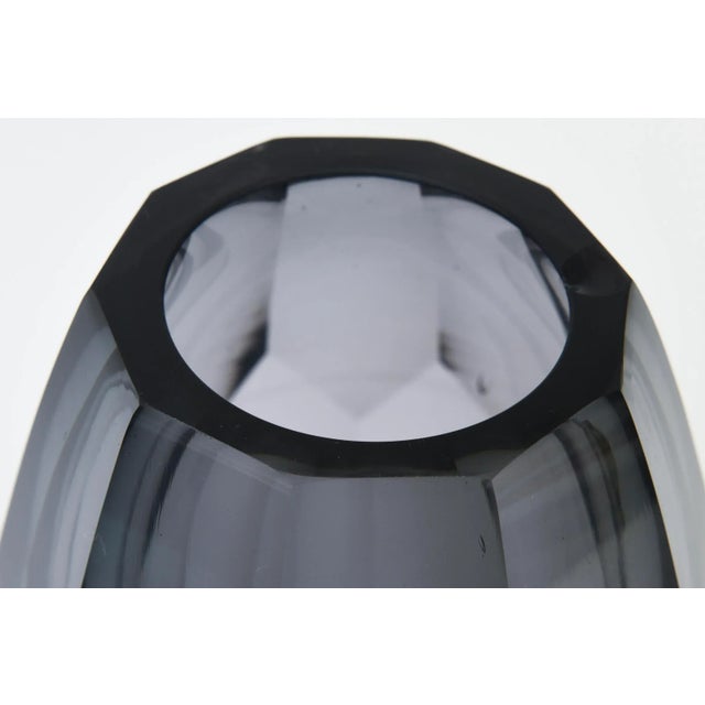 80's Murano Sommerso Faceted Gray, Pink Gradient Vase For Sale - Image 4 of 11