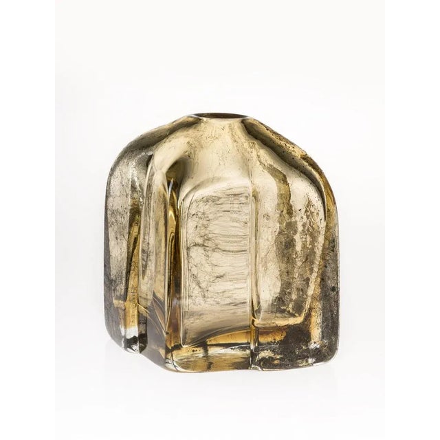 Okochi by Paolo Marcolongo Dimensions: 20 x 17 x H 15.5 cm Materials: Murano glass and iron. Paolo Marcolongo was born in...