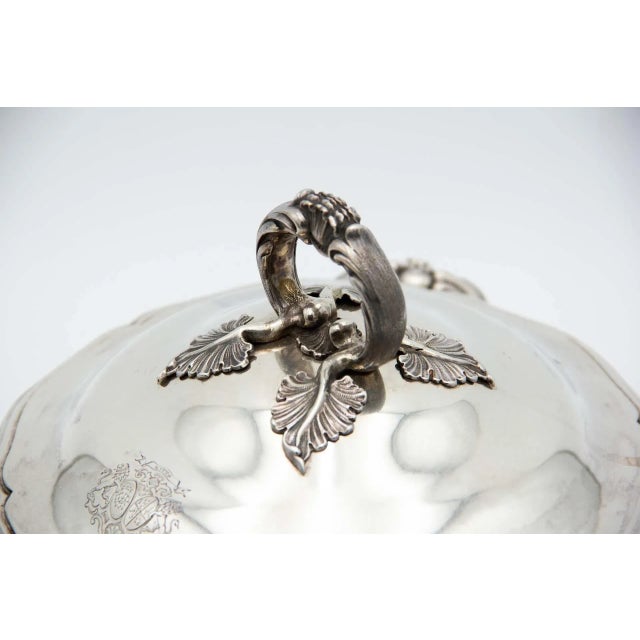 Silver Plated Plate with Acanthus Leaf Details, in Very Good conditions. Designed before 1890 This piece has an...