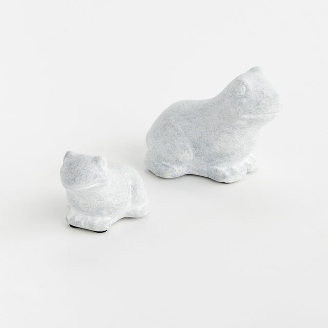 Kenneth Ludwig Chicago Fetching Frogs, Set Of 2 For Sale - Image 4 of 4