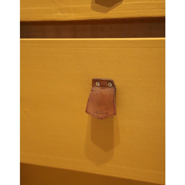 Wardrobe Trunk from Louis Vuitton, 1927 For Sale - Image 9 of 18