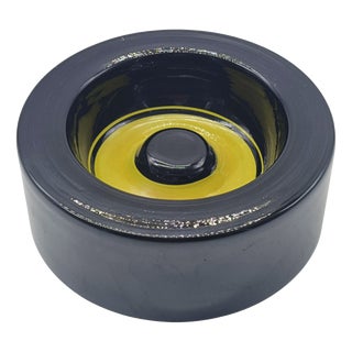 Black and Yellow Glass Sculptural Centrepiece, Italy, 1970s For Sale