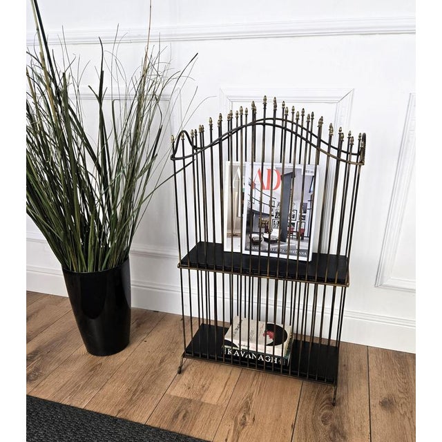 Mid-Century Modern Italian Brass and Metal Magazine Rack, 1960s For Sale - Image 3 of 9