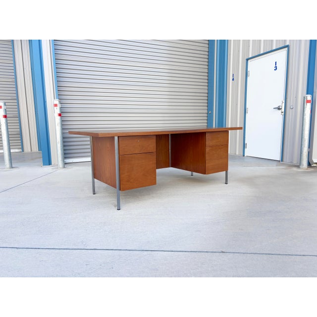 Knoll 1960s Mid Century Walnut and Chrome Executive Desk by Florence Knoll For Sale - Image 4 of 12