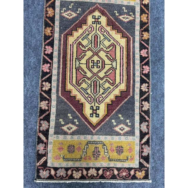 Contemporary Turkish Yastik Rug 1'5" x 2'11" For Sale - Image 3 of 5